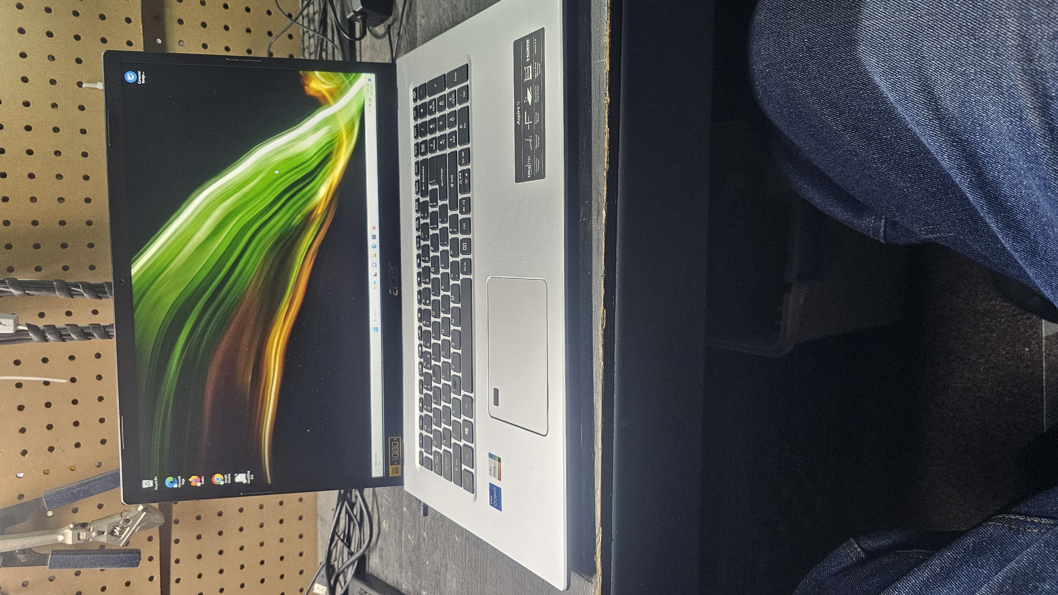 Acer Aspire A517-52 Laptop